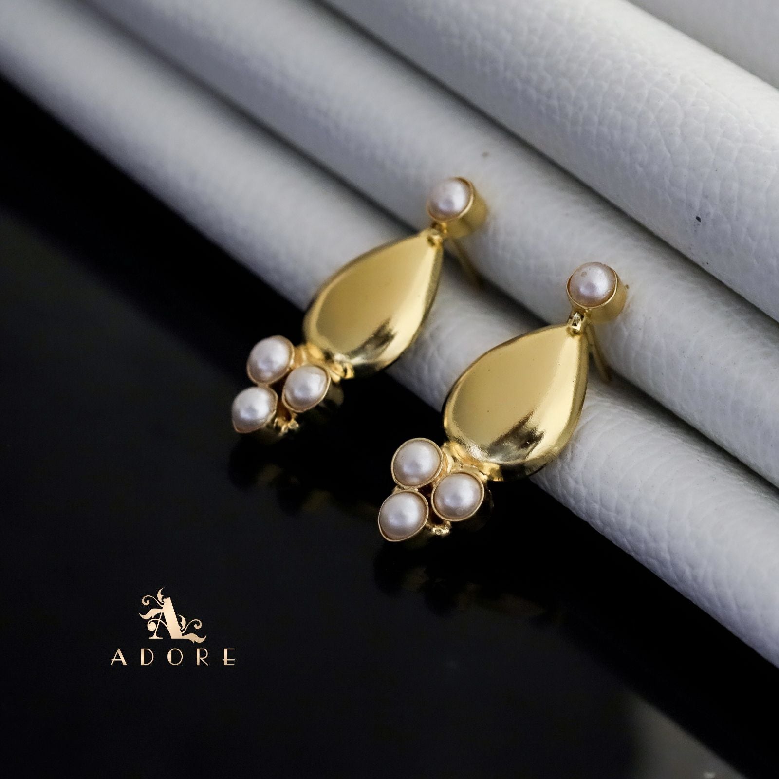 Gold Crush Diamond Drop Earrings | Drop Earrings In Gold | CaratLane